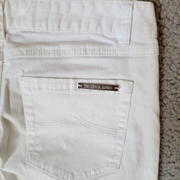 Michael Kors white denim jeans, size 4, inseam 32 inches long - Picture 5 of 7